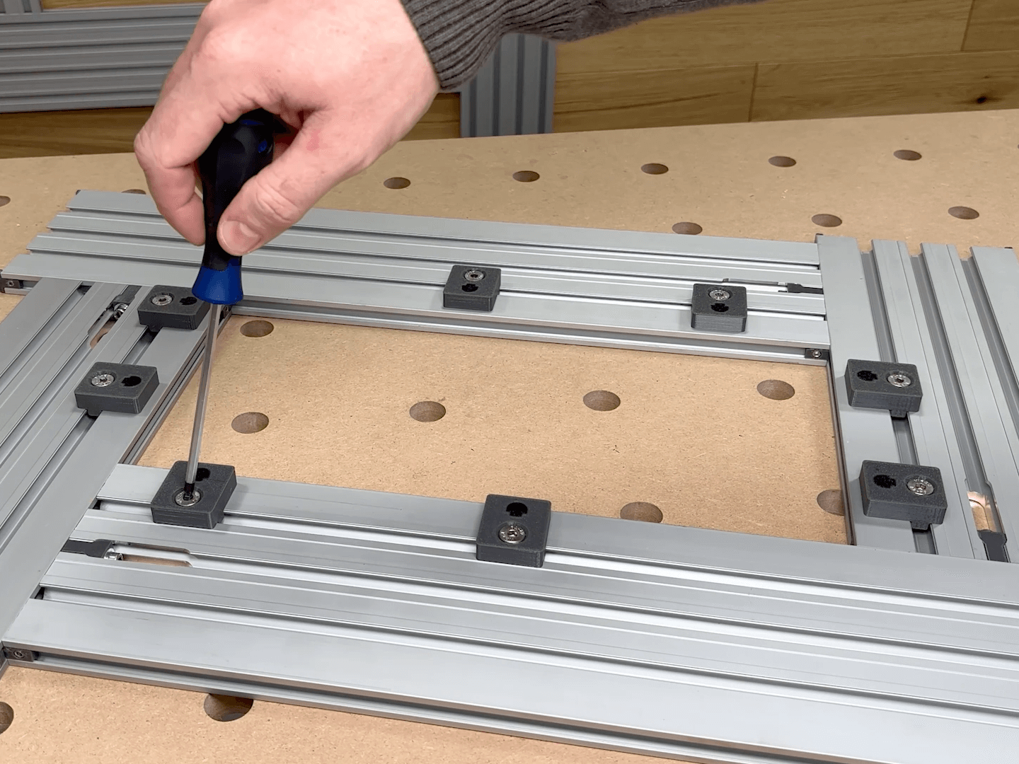 PETATOOLS® RB Rahmen- und Saftrillenbacken