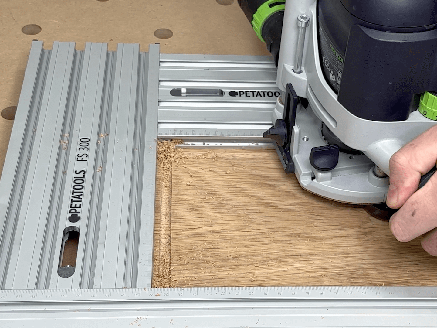 PETATOOLS® RB Rahmen- und Saftrillenbacken